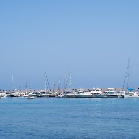 Oasis Sun Beach Costa Del Sol エステポナ エクステリア 写真