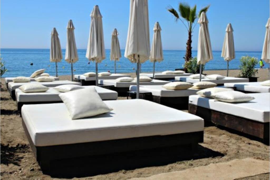 Oasis Sun Beach Costa Del Sol エステポナ エクステリア 写真